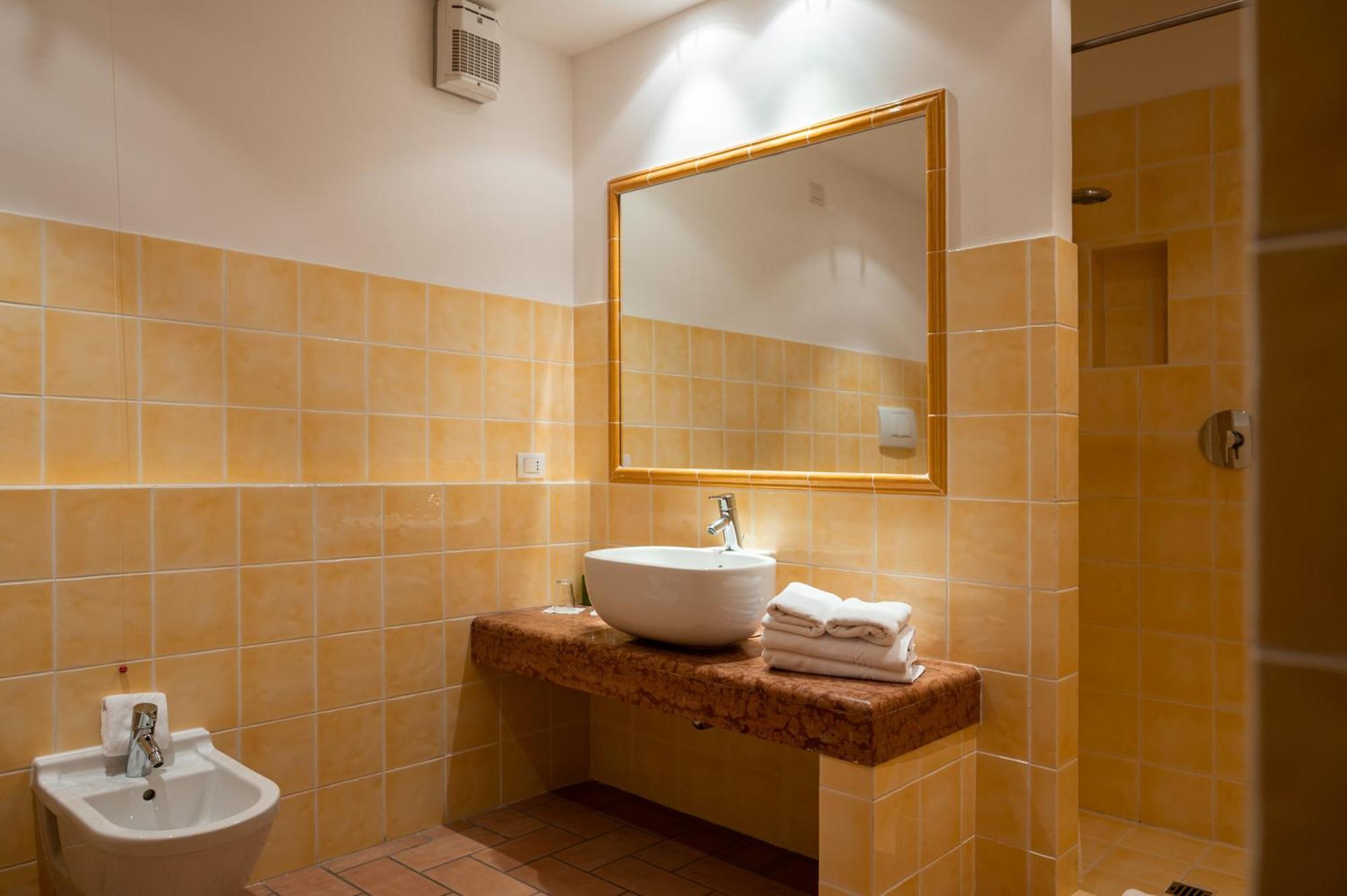 Poggio Antico Apartment Monte San Vito Room photo
